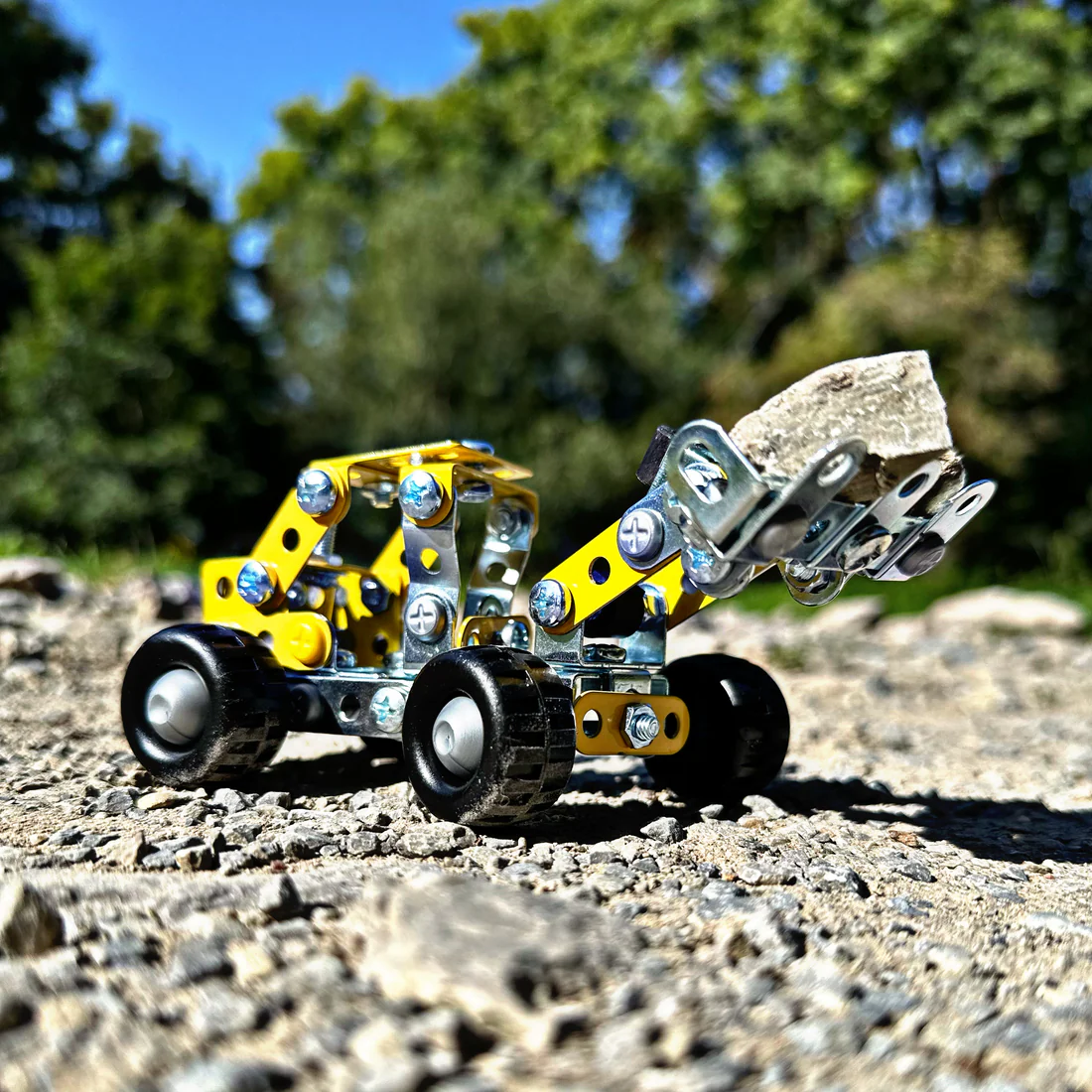 Eitech Mali nakladač